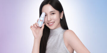 Pancarkan Aura Cantik Terbaik Lewat Sk-II Genoptics Ultraura Essence Baru