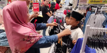 Permata Sanny Peduli Ajak Anak Yatim Korban Gempa Cianjur Sambut Lebaran