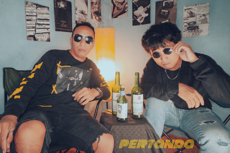 Gandeng Lucky, Dennis Talakua Hadirkan Lagu ‘Pertanda’