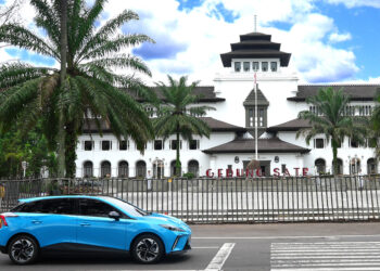 Jajal Jalur Mudik Jakarta – Bandung, MG4 EV Melesat Tanpa Repot Isi Ulang Daya