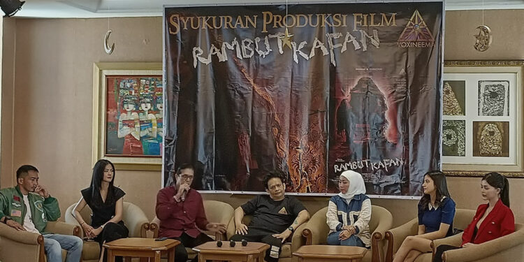 Yakin Jadi Box Office, Voxineema Mulai Produksi Film “Rambut Kafan”