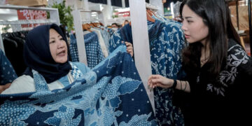 Angela Sebut Batik Merupakan Alat Diplomasi Budaya