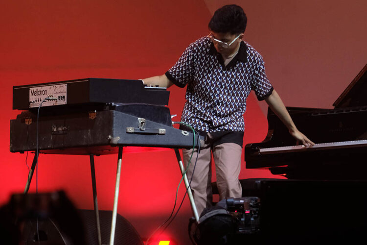 Joe Alexander Puaskan Penggemarnya di Tanah Air di BNI Java Jazz Festival 2023