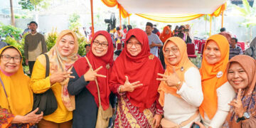 Anis Byarwati Kunjungi Pelaku UMKM dan Gelar Pasar Sembako Murah di Jakarta Timur