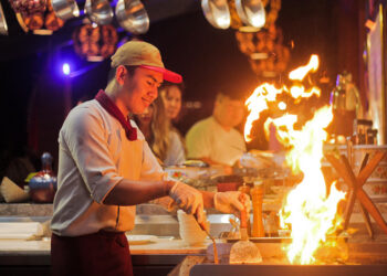 SereS Springs Resort & Spa Singakerta Hadirkan Lima Thematic Buffet Dinner