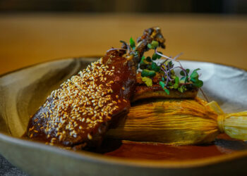 COMO Beach Club dan Carbon Jakarta Hadirkan Kolaburasi Bertema “Tropical Gastronomi Fiesta”