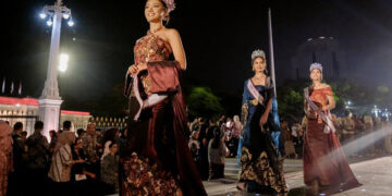 Sambut Hari Batik Nasional, Istana Berbatik Hadirkan Keindahan Batik Nusantara