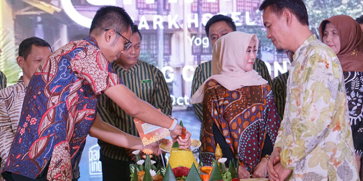 Loman Park Hotel Yogyakarta Gelar Rebranding Ceremony