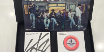 Samsung Buka Studio Personalisasi Pertama dan Luncurkan Flipsuit Case Edisi Stray Kids