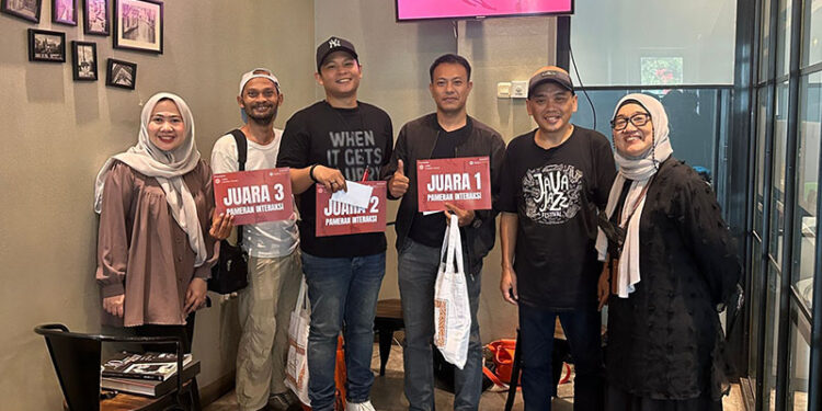 Hangatnya Interaksi, Diskusi bersama Dudut Suhendra Putra dan Nini Sunny di Announcement & Sharing Session Photo Exibition Ruko Woosh Coffee