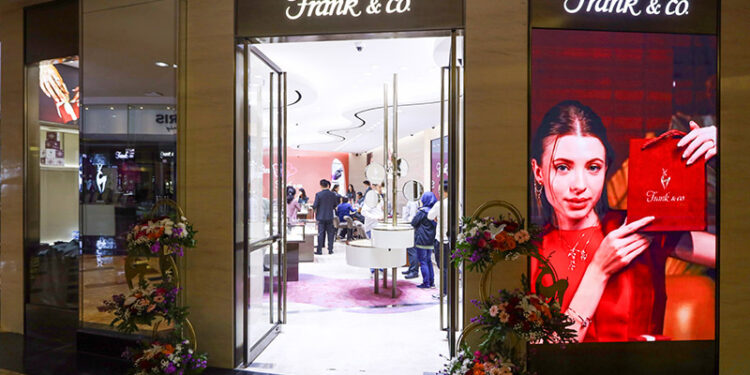 Beri Kepuasan Pada Pelanggan, Frank & co. Buka Kembali Gerai di Mall Taman Anggrek Jakarta