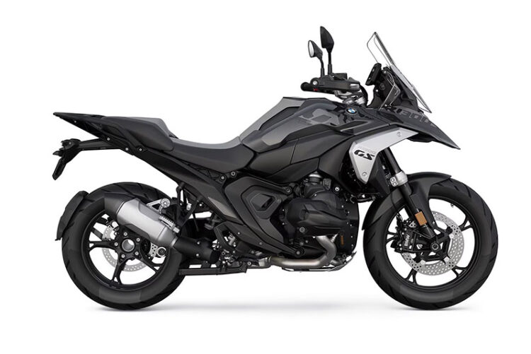 BMW Motorrad Indonesia Luncurkan Dua Motor Dalam Satu Gebrakan di IIMS 2024