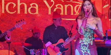 Icha Yang Semarakkan Malam Imlek di Portable Kitchen and Lounge Kelapa Gading