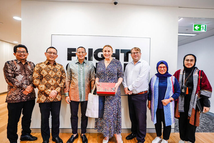 Menparekraf Ajak Flight Centre Australia Jalin Kerja Sama Terkait Paket Perjalanan ke 5 DPSP