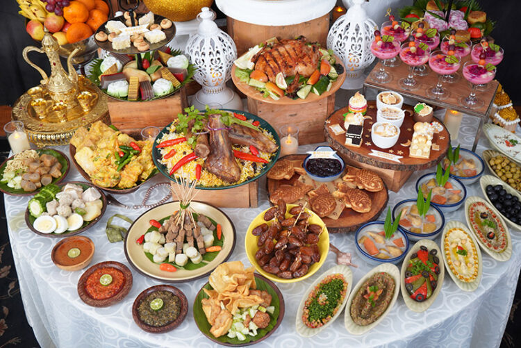 Mercure Convention Center Ancol Hadirkan Menu Berbuka Terbaik Ditemani Sunset Romantis