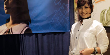 Angelin, Ukir Kisah Cintanya Menjadi Debut Single ‘Kucinta Dia’