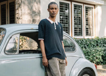 Pria Tampil Gaya Lewat Mix & Match Tren Terkini 2024 ala Oxford Society