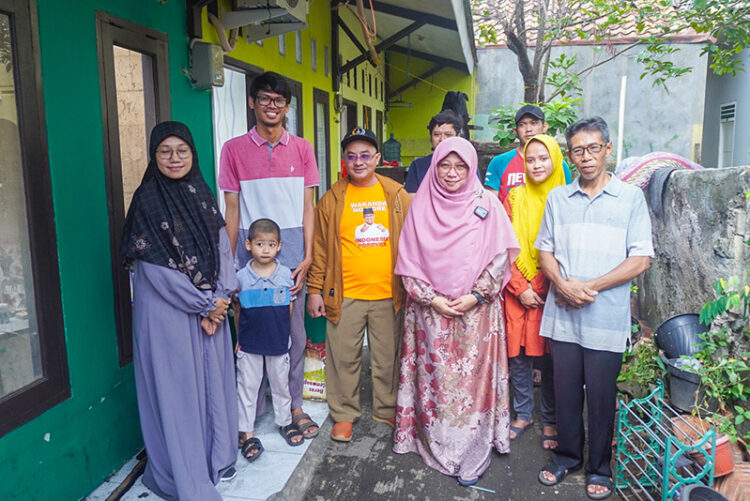 Anis Byarwati Berikan Bantuan Untuk Korban Kebakaran di Cipinang Melayu Jakarta Timur