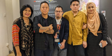 ‘Beyond Boundaries’: Seni Tak Terbatas dari Dua Seniman Berkebutuhan Khusus