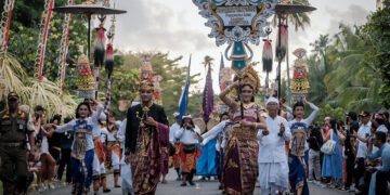 “Bali Street Carnival” Perkenalkan Budaya Bali Manfaatkan Event World Water Forum ke-10