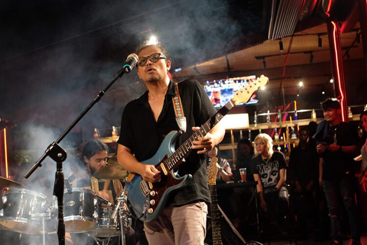 Peduli Sesama Musisi, Rockafella’s Gelar Musik Charity bertema With A Little Help for My Friends