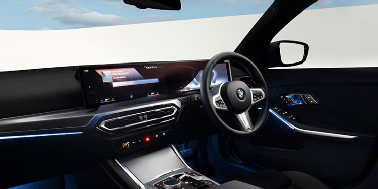 BMW Indonesia Luncurkan BMW Seri 3 Touring: Kombinasi Desain Dinamis, Performa Tinggi, dan Inovasi Digital