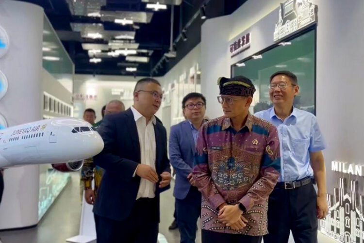 Menparekraf Jajaki Kerja Sama Pariwisata dengan Trip.com dan Juneyao Airlines di Shanghai