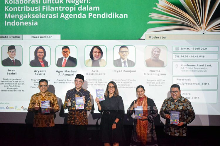 Bangun Generasi Emas, PFI dan Tanoto Foundation Luncurkan Buku Kolaborasi Untuk Negeri