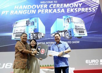 UD Trucks dan Astra UD Trucks Serahkan Armada Baru Kepada BPE Group