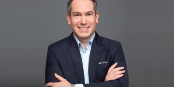 Bawa Visi Baru, Andreas Kahl Resmi Bertugas Sebagai General Manager di Mangkuluhur Artotel Suites