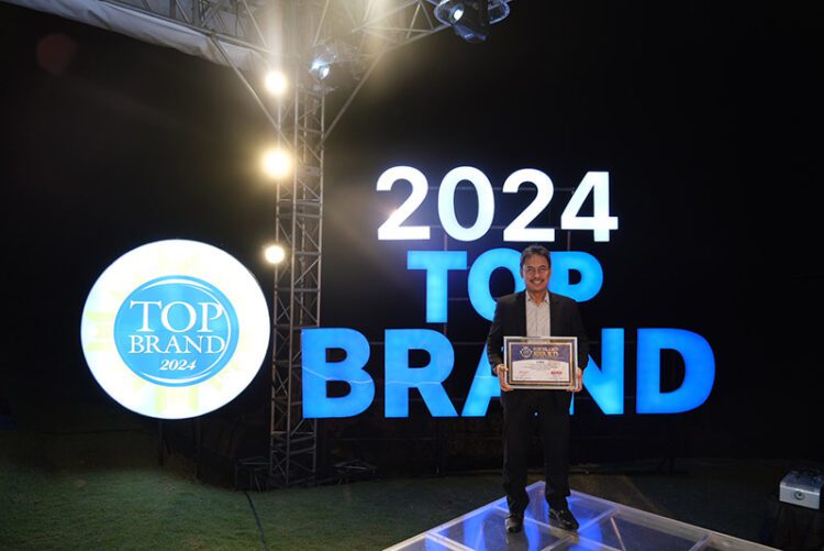 Sukses Tegakkan Komitmen, ATM Link Raih Penghargaan Top Brand 2024