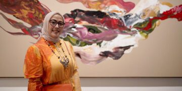 Hadirkan Karya Lukis Tentang Perenungan Makna Hidup, Yeni Fatmawati Gelar 25 Karya Lukisnya