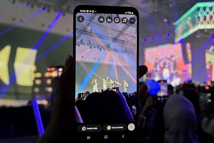 Galaxy S24 FE Maksimalkan Pengalaman Nonton Konser TXT WORLD TOUR ‘ACT: PROMISE’ di Jakarta