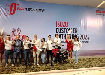 Isuzu Rayakan 50 Tahun Perjalanan dengan Acara Spesial di 50 Lokasi di Indonesia