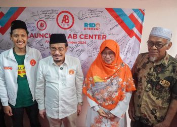 Resmikan AB Center, Suswono dan Anis Byarwati Komitmen Dukung UMKM Jakarta Timur