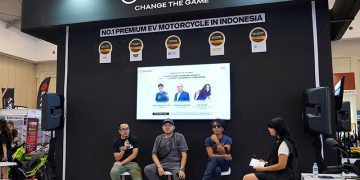 ALVA Dorong Peralihan ke Motor Listrik dan Beri Tips Atasi Charging Anxiety di IMOS+ 2024