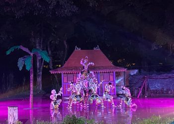 Hanoman The Satria Wanara: Pertunjukan Spesial Solo Safari yang Menghipnotis Pengunjung