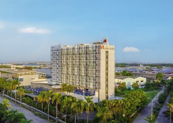 Swiss-Belinn Modern Cikande Tawarkan Pergantian Tahun Bertema “Putih Abu-Abu”