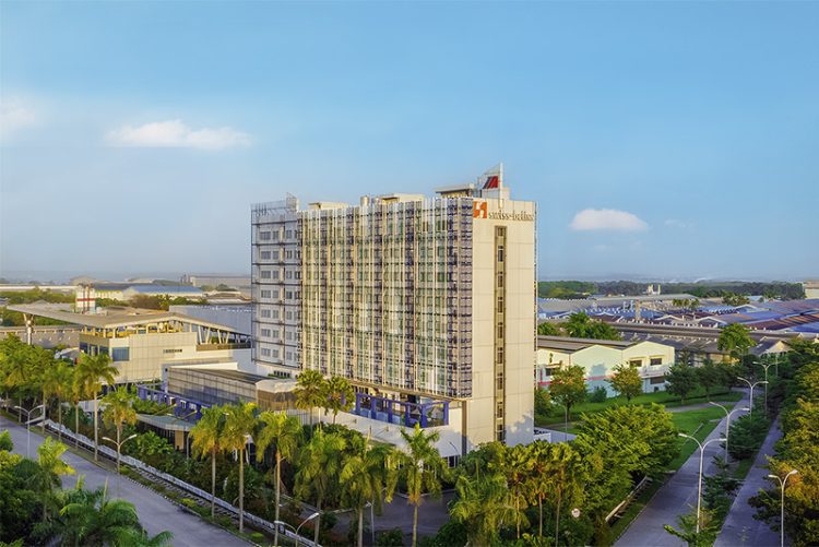 Swiss-Belinn Modern Cikande Tawarkan Pergantian Tahun Bertema “Putih Abu-Abu”