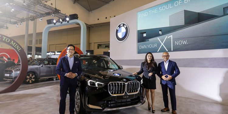 BMW Perkuat Kehadirannya dengan Program Finansial Eksklusif untuk BMW X1 di GJAW 2024