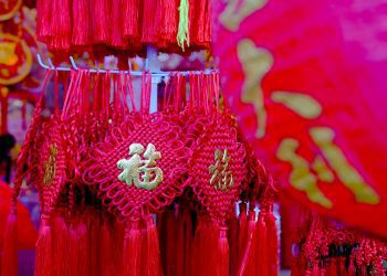 Rayakan Tahun Baru Imlek 2025 dengan Traveloka: Inspirasi Liburan dan Penawaran Spesial