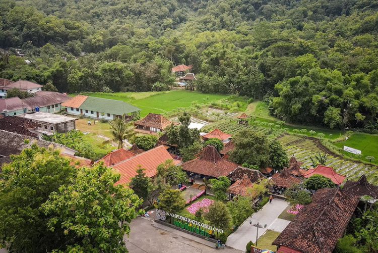 Menpar Puji Keberhasilan Desa Wukirsari Sebagai Desa Wisata Terbaik Dunia