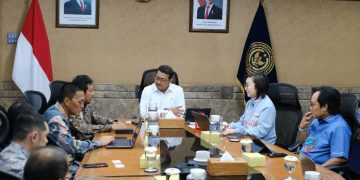 Guna Kembangkan Produk Ekraf, Menekraf Bahas Kolaborasi Event dengan PHRI