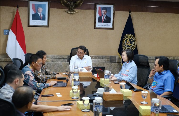 Guna Kembangkan Produk Ekraf, Menekraf Bahas Kolaborasi Event dengan PHRI