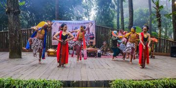 Wamenpar Kunjungi Wisata Alam DeLoano Glamping Magelang