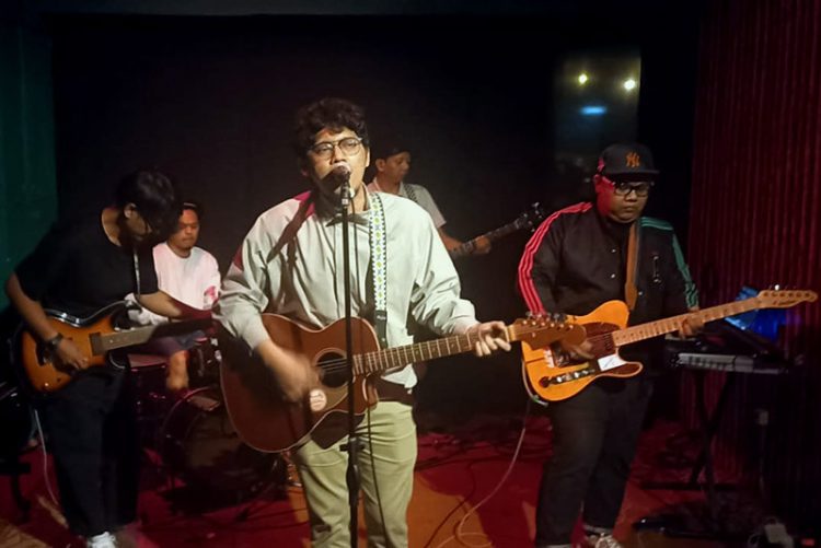 Boleh Gig, Buka Tahun 2025 Lewat Kehadiran THBND, Lambang dan Toko Kelontong