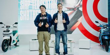 Indomobil dan KOSMIK Indonesia Dorong Popularitas Motor Listrik di IIMS 2025