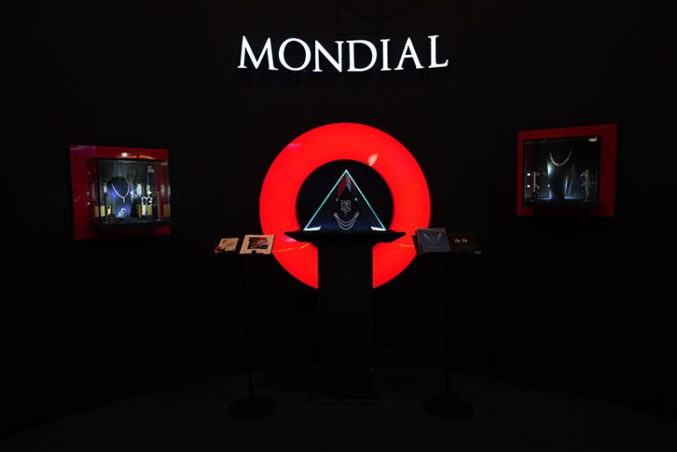 MONDIAL Precious Fire Hadirkan Koleksi Perhiasan Berkelas dengan Eksibisi Spektakuler