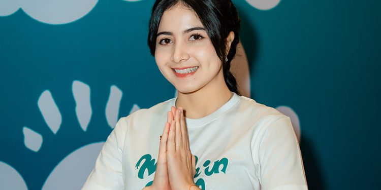 Bulan Sutena Tampil di Film Romantis “Made in Bali”