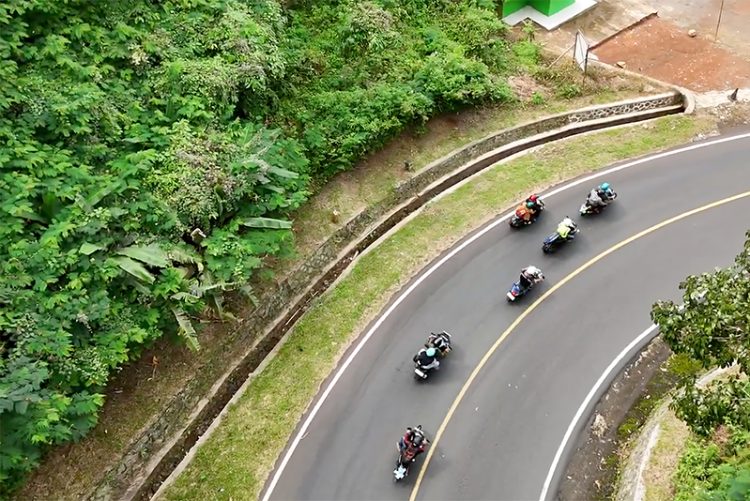 Adora Tunjukkan Kualitas Motor Listrik Terbaik di Indonesia, Touring 300 KM Lintasi Jawa Barat